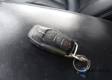 2017 Lincoln Mkx Reserve z USA, uszkodzony, nr VIN 2LMPJ8LR3HBL30441